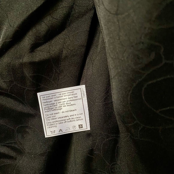 CHANEL Black Tweed Jacket SOLD - Picture 6 of 12